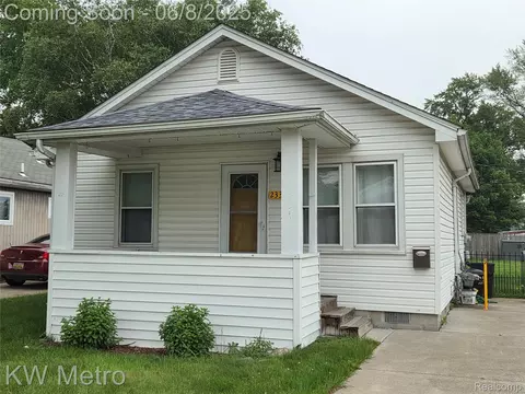 23328 Harding Ave, Hazel Park, MI 48030