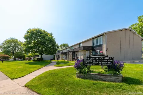 8232 Karam Blvd #2, Warren, MI 48093