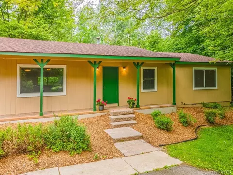 22850 Sumpter Rd, Sumpter, MI 48111