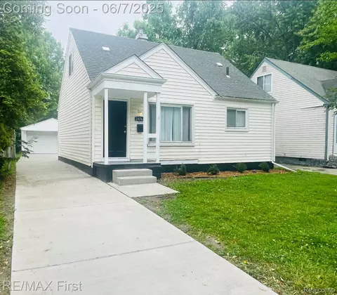 24264 Lauren Ave, Warren, MI 48089