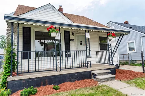 3538 22nd St, Wyandotte, MI 48192