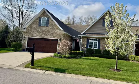 76 Fox Hollow Dr N, Metamora, MI 48455