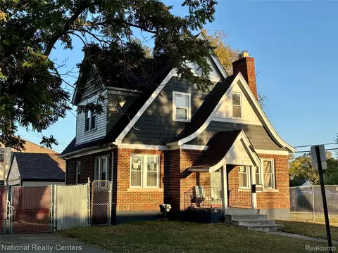 22212 Rhodes Ave, Hazel Park, MI 48030