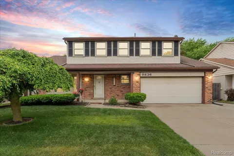 9836 Rose St, Taylor, MI 48180