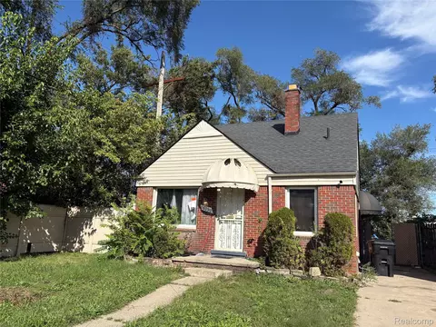 18090 Washburn St, Detroit, MI 48221