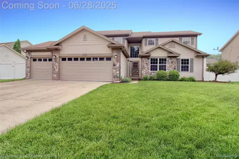 18594 Lawrence Ln, Huron, MI 48164