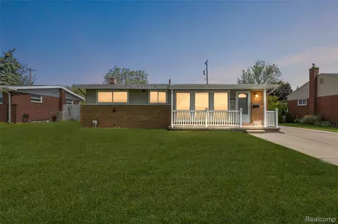 5115 Arden Ave, Warren, MI 48092