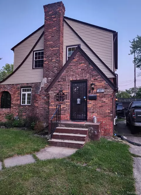 317 W Witherbee St, Flint, MI 48503