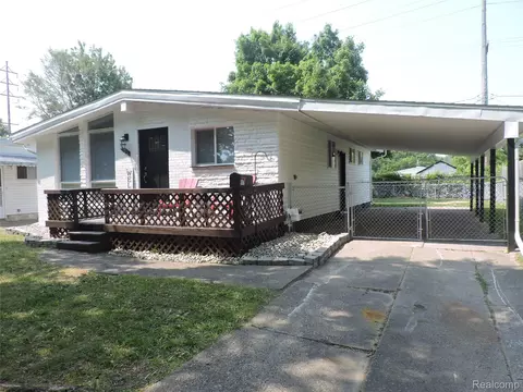 905 Macdonald Ave, Flint, MI 48507