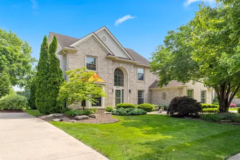 46671 Mornington Rd, Canton, MI 48188