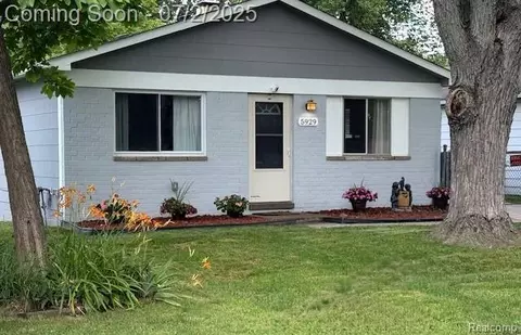 5929 N Linville St, Westland, MI 48185