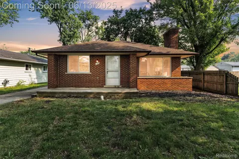 1315 Warner St, Ypsilanti, MI 48197
