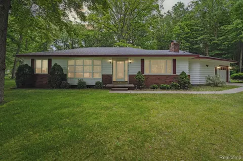 3614 Thornton Ln, Clyde, MI 48049