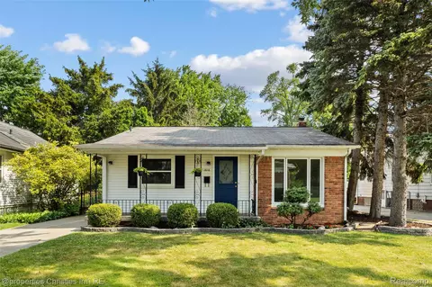 1616 Catalpa Dr, Royal Oak, MI 48067