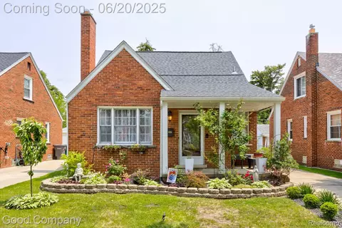 246 N Denwood St, Dearborn, MI 48128