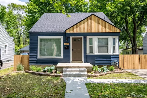 17330 Five Points St E, Detroit, MI 48240