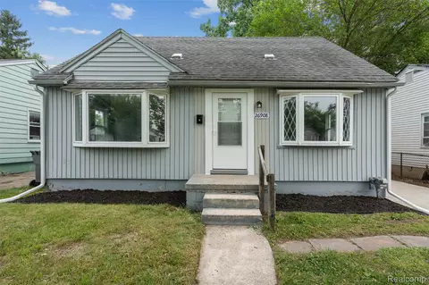 26908 Kitch St, Inkster, MI 48141