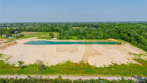27200 25 Mile, Chesterfield, MI 48051