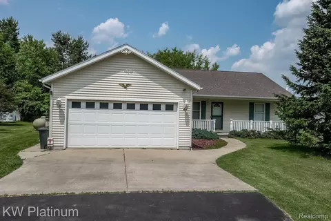 7448 Avoca Rd, Clyde, MI 48049