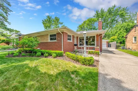4006 Highfield Rd, Royal Oak, MI 48073