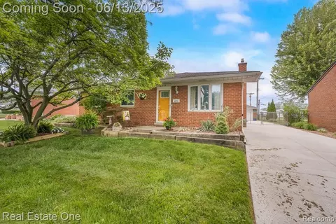 4573 Bernice Ave, Warren, MI 48091