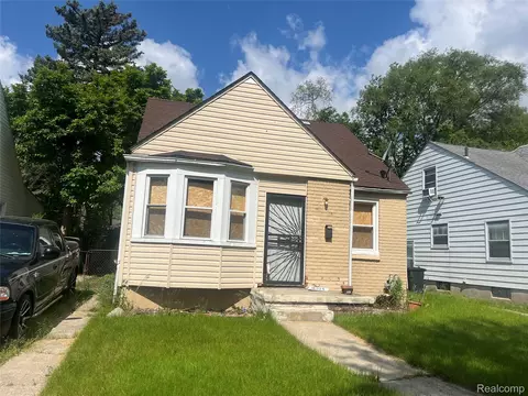 18935 Huntington Rd, Detroit, MI 48219