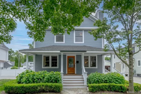 326 Highland Ave, Rochester, MI 48307