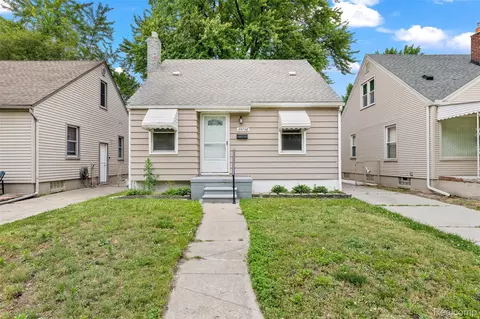 24738 New York St, Dearborn, MI 48124
