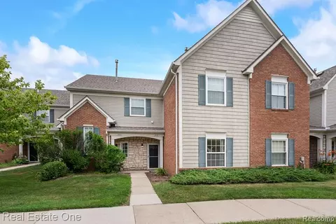 2113 Marissa Way #99, Shelby Township, MI 48316