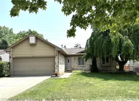 500 Pattingill St, Westland, MI 48185