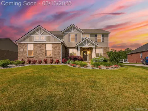 26919 Belmont Ct, South Lyon, MI 48178