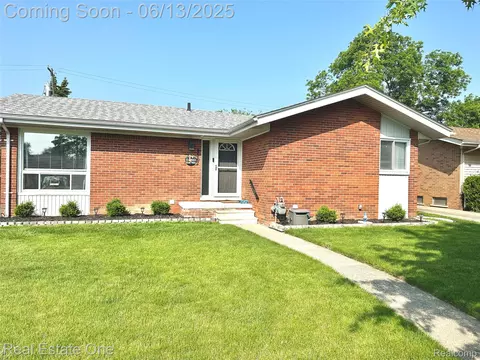 4562 Valley Rd, Trenton, MI 48183