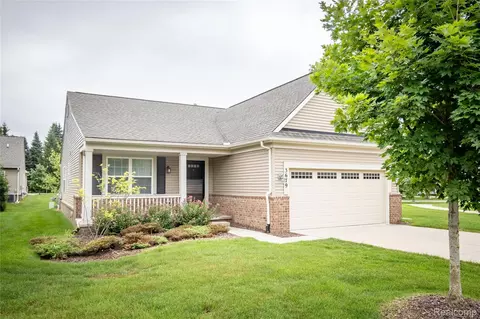3679 W Madison Ave, Lake Orion, MI 48359