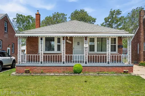 13522 Callender St, Southgate, MI 48195