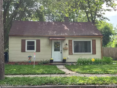 311 S Foster Ave, Lansing, MI 48912