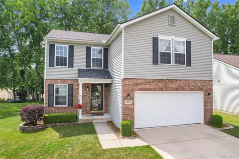 1029 Primrose Ln, Milan, MI 48160