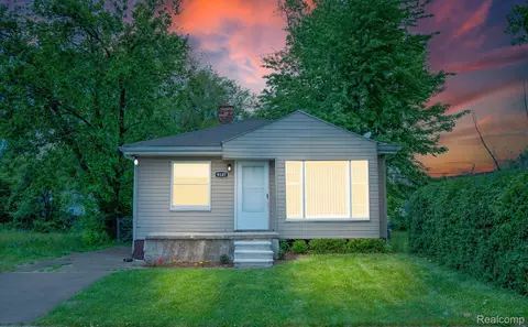 9107 Vaughan St, Detroit, MI 48228