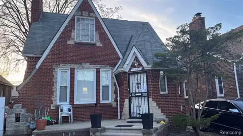 16889 Manor St, Detroit, MI 48221