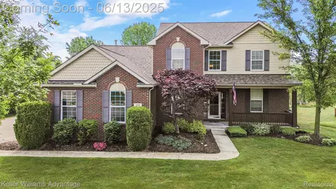 3285 Everett Dr, Rochester Hills, MI 48307