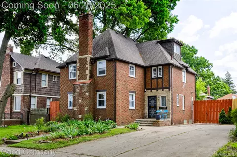 16636 Wildemere St, Detroit, MI 48221