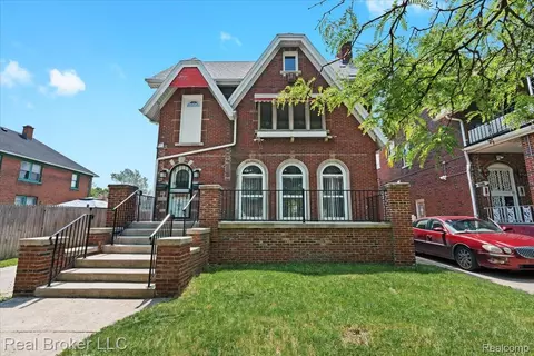 2991 Webb St, Detroit, MI 48206