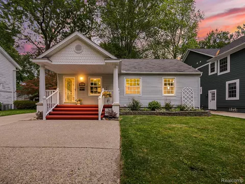 1036 Ferris Ave, Royal Oak, MI 48067