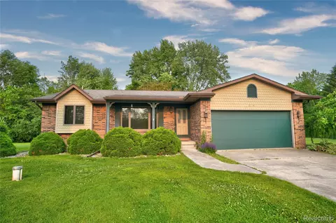 6247 King Arthur Ct, Mundy, MI 48473