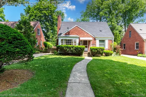 526 W Webster Rd, Royal Oak, MI 48073