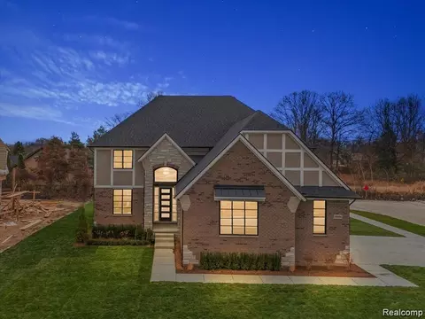 50589 Timberstone Dr, Macomb, MI 48042