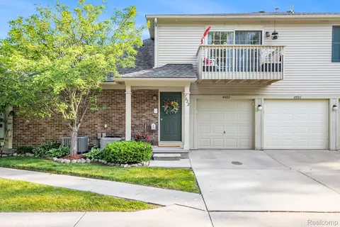 4022 Stonebridge, Holly, MI 48442