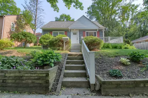 1308 Arborview Blvd, Ann Arbor, MI 48103