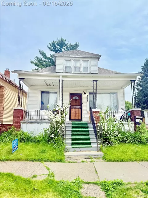 5076 Eldridge St, Hamtramck, MI 48212