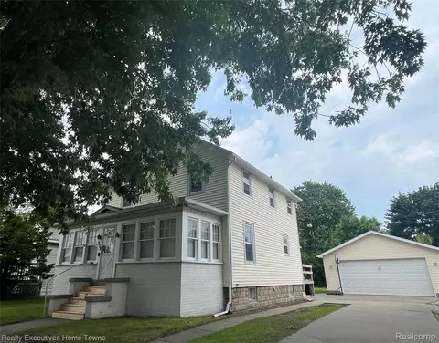 1209 Miller St, Port Huron, MI 48060