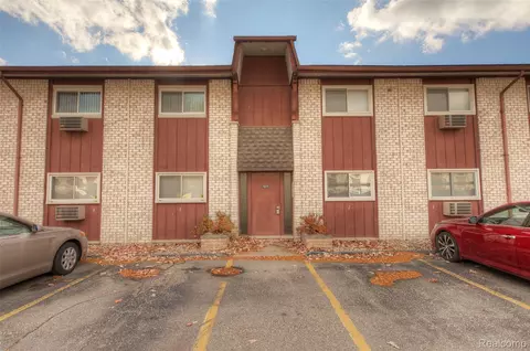 7615 Woodview St # 3, Westland, MI 48185